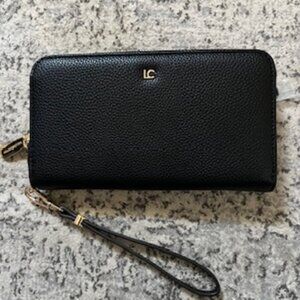 🧡3/15 NWOT Liz Claiborne Erika Zip Around Wallet Black